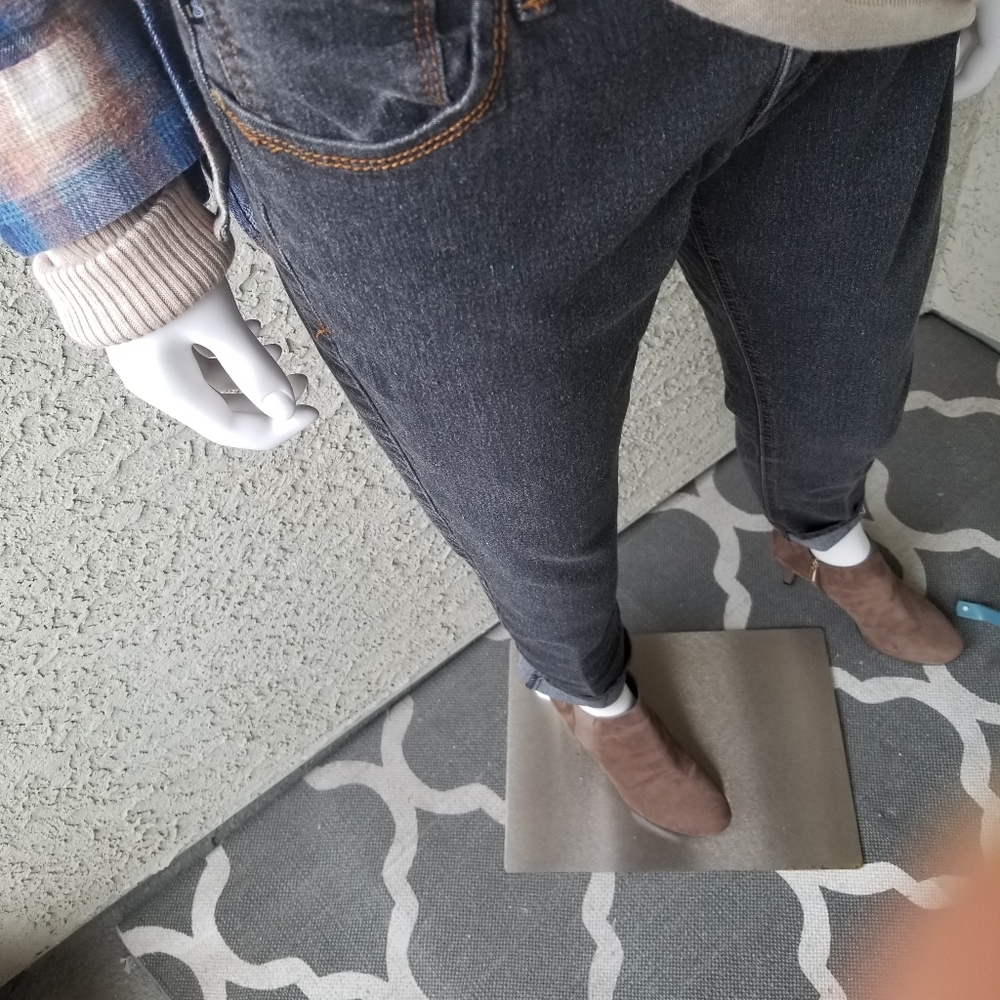 Distressed Dark Wash Jeans
